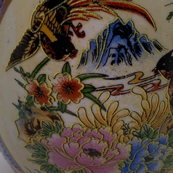 Vintage Mid Century Chinese Porcelain Hand Painted SATSUMA Egg - Picture 7 of 9